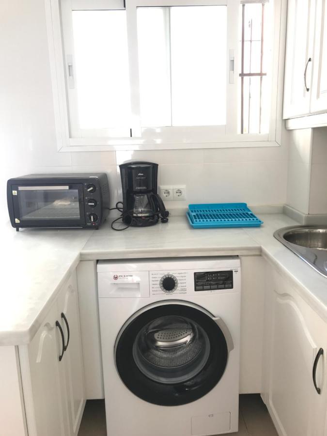 Apartamento A Pie De Playa. Nerja Esterno foto